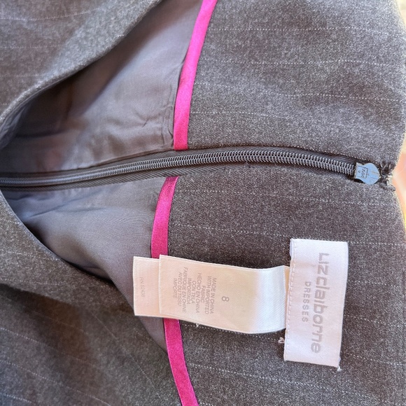 Liz Claiborne grey pinstripe dress size 8 1/2 sleeve - Picture 9 of 9